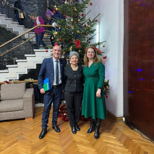 Ministerul Educației și Colegiul Economic Ion Ghica semnează un nou contract de finanțare pentru educație