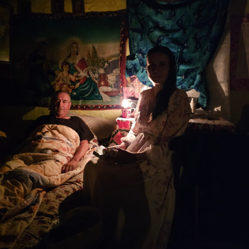 Un botosanean trăiește în frig și suferință după o bătaie cruntă