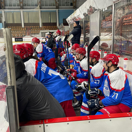 Campionatul Național de hochei și volei în plină desfășurare