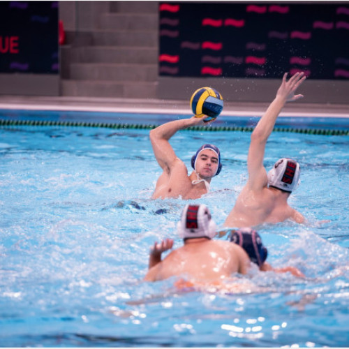 Duelul echipelor de polo pe apă din Oradea, sâmbătă la Bazinul Ioan Alexandrescu