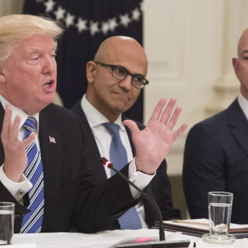 Amazon donează 1 milion de dolari pentru inaugurarea lui Donald Trump