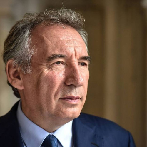 Francois Bayrou, noul premier al Franței după demisia lui Michel Barnier
