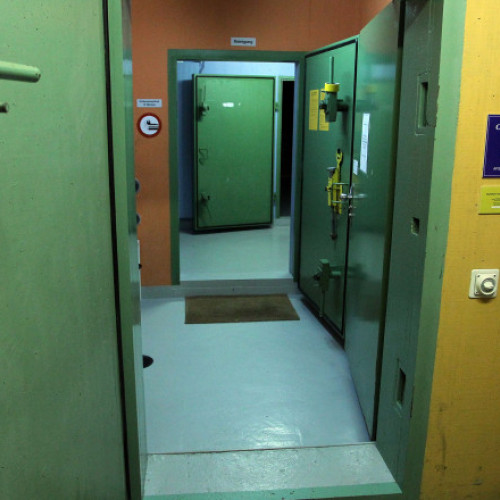 Elveția își modernizează rețeaua de adăposturi nucleare