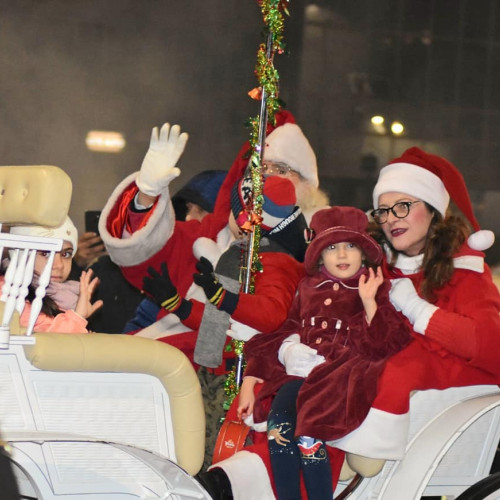 Târgoviște îmbrăcată în straie festive pentru sărbători