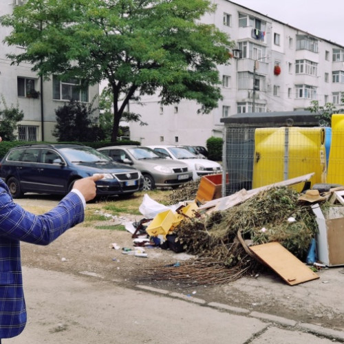 Primarul Viziteu propune majorarea taxei de salubritate