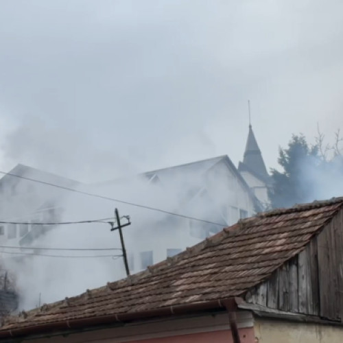 Explozie în Cluj-Napoca: Două case afectate și două persoane rănite