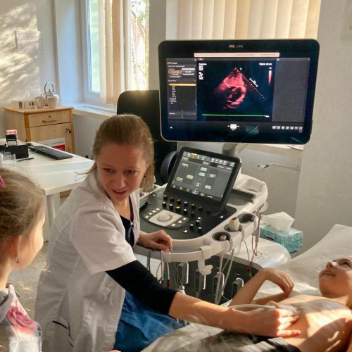 Fetele salvate de doamna doctor Santa Reka și Fundatia Polisano