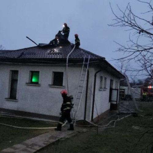 Consiliul Județean Botoșani alocă fonduri pentru reabilitarea unei școli afectate de incendiu