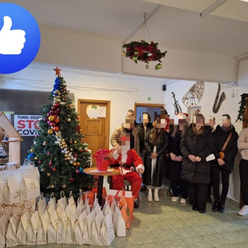 zâmbete pentru copii în preajma sărbătorilor