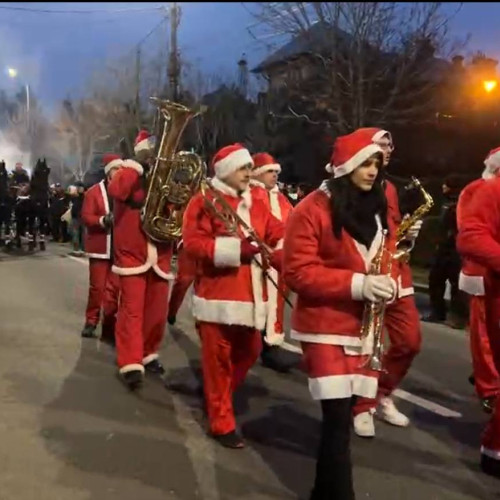 Moș Crăciun a sosit la Târgoviște în atmosfera sărbătorilor