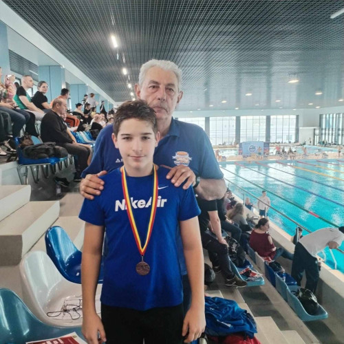 Cupa Moș Crăciun la înot, un succes pentru CSM Târgoviște