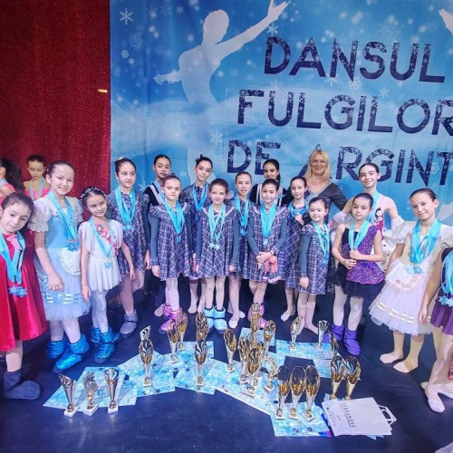Final de an strălucitor pentru micile balerine