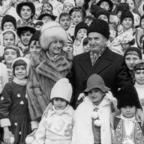 Liceenii vor studia "Istoria comunismului din România" din anul şcolar viitor