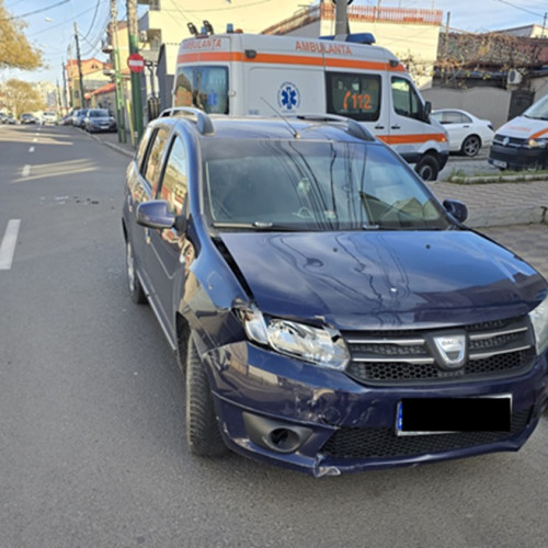 Două mașini implicate într-un accident cu două victime în Constanța