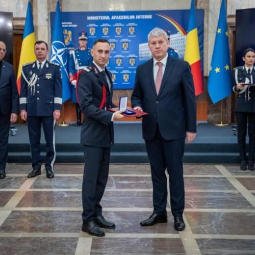 Plutonierul Andrei Puiu decorat pentru acte de curaj și solidaritate