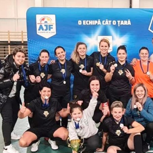 Turneul de iarnă la fotbal feminin în sala a avut loc la Șantămărie Orlea