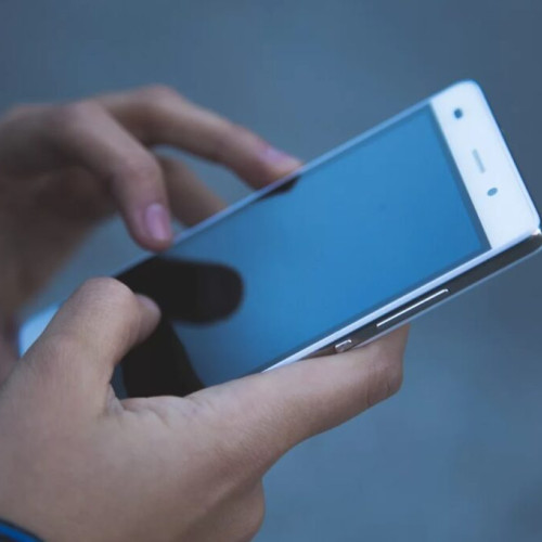 Traficul global de date mobile va crește cu aproape 200% până în 2030