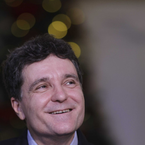 Nicușor Dan își anunță candidatura la alegerile prezidențiale din 2025