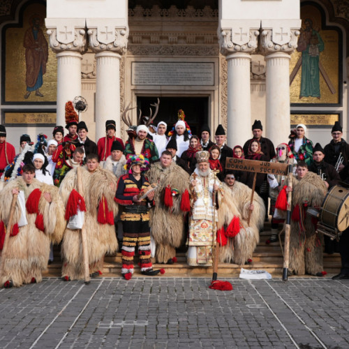 Colindătorii au adus bucurie la Catedrala Arhiepiscopală din Galați
