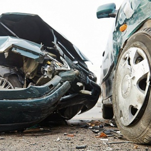 Accident rutier cu pagube materiale în Lazuri