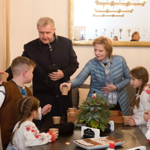 Familia Regală va sărbători Crăciunul la Castelul Regal din Săvârșin