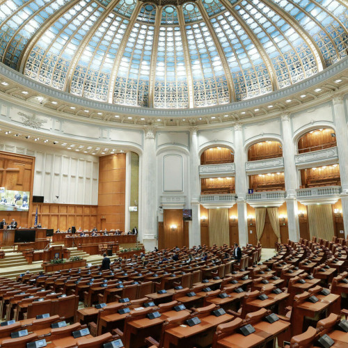 Parlamentul României adoptă un cod al bunelor maniere pentru aleși