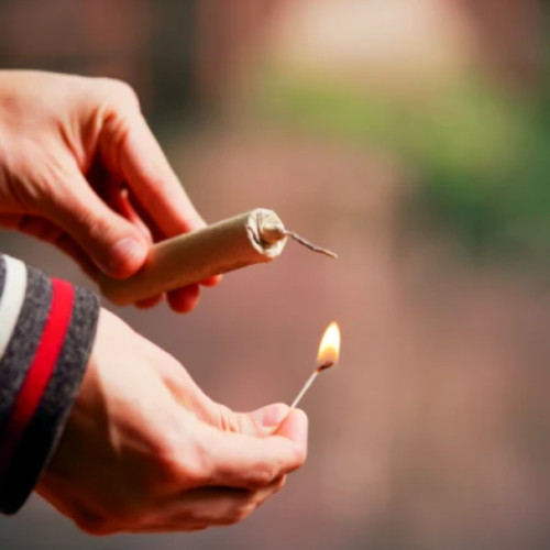 Magia sărbătorii de Crăciun, perturbată de zgomotul tinerilor din parcul Între Lacuri