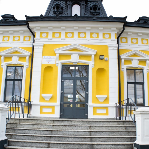 Centru Comunitar Integrat pentru copii și persoane vulnerabile la Botoșani