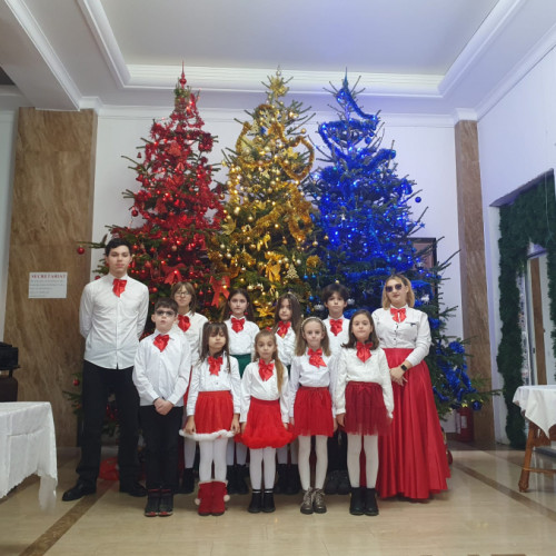 Colindele anunță venirea Crăciunului la "Viața Liberă"