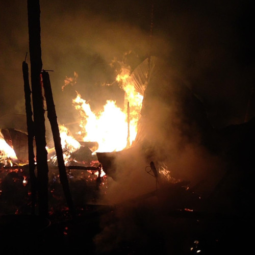 Incendiu într-o gospodărie din Unteni din cauza unei petarde