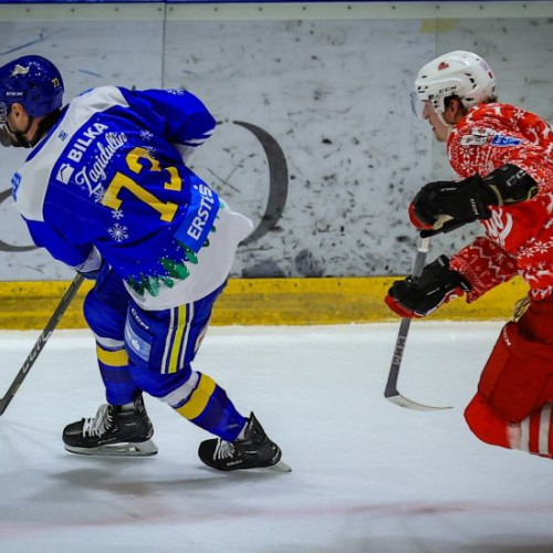 CSM Corona Brașov, învinsă de ACSH Gheorgheni în derby-ul hocheiului