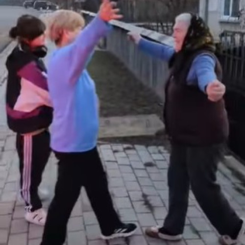 Catalin Bordea îi îndeplinește bunicii Aspazia dorința de a-și revedea fiica după 25 de ani