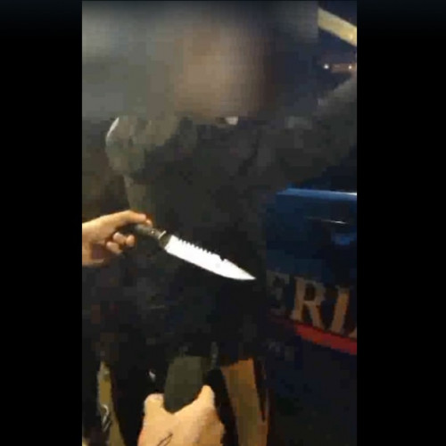 Crește numărul tinerilor înarmați pe străzile orașului