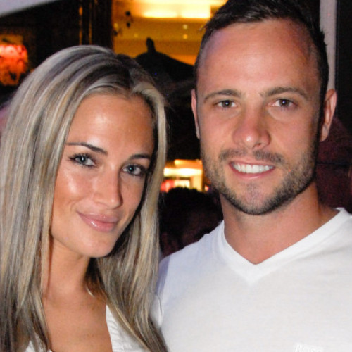 Oscar Pistorius are o nouă relație, iar familia lui Reeva Steenkamp emite avertismente