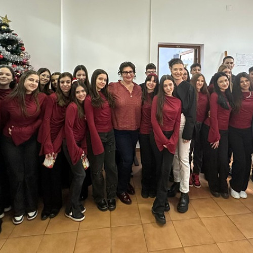 Colindătorii au adus bucurie la instituțiile din Constanța