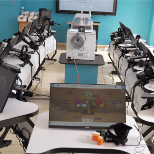 Primăria Municipiului Oradea anunță licitație pentru mobilier și echipamente destinate învățământului