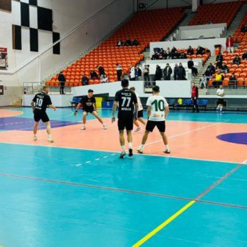 Competitia "Cupa Sarbatorilor de Iarna" la minifotbal a intrat in fazele superioare