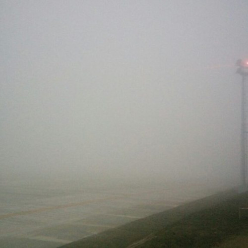 Ceata persistenta afecteaza zborurile de pe Aeroportul International Brasov Ghimbav