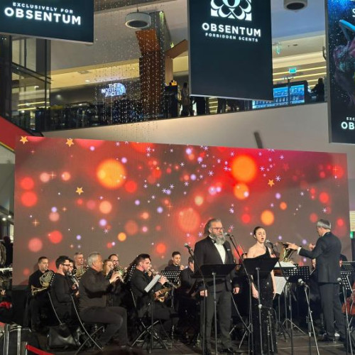 Magia Crăciunului a reunit artiști la Iulius Mall Cluj