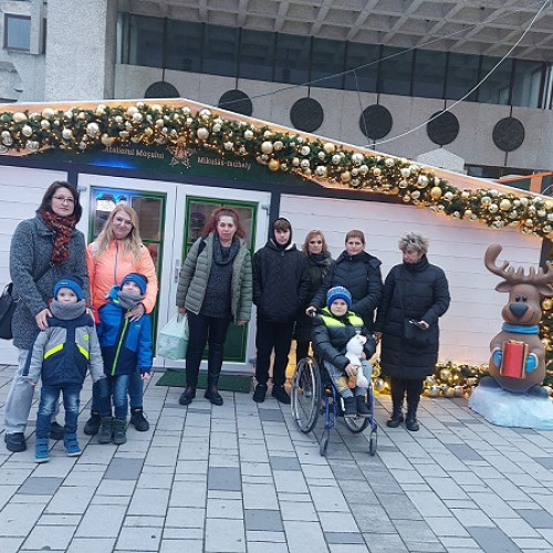 Așteptarea și bucuria Crăciunului: Proiectul Raza Speranței sprijină copiii bolnavi