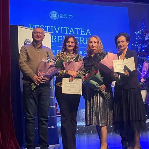 Doi elevi botoșăneni, premiați pentru performanțe internaționale