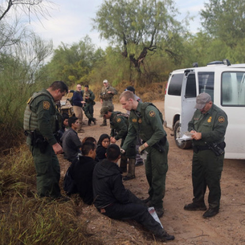 Compania Uline aduce muncitori din Mexic în Wisconsin fără permise de muncă