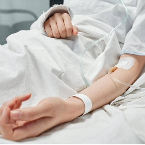 Tânără din Botoșani în stare gravă din cauza unor afecțiuni serioase