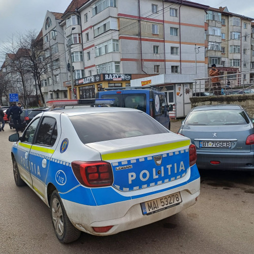 Tânăr din Botoșani sancționat pentru parcarea ilegală lângă magazin