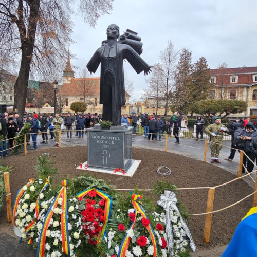 Monument dedicat revoluției române, inaugurată la Brașov