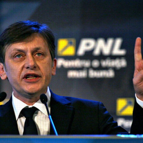 Crin Antonescu, susținut pentru candidatură la alegerile prezidențiale din 2025