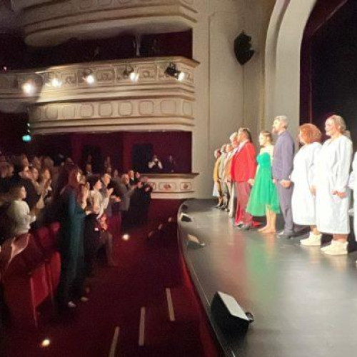 Teatrul "Mihai Eminescu" se reinaugurează după 110 ani