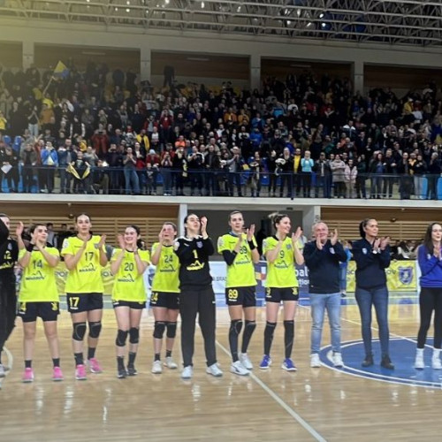 CSM Corona Brașov învinge vicecampioana CS Rapid București în Liga Națională