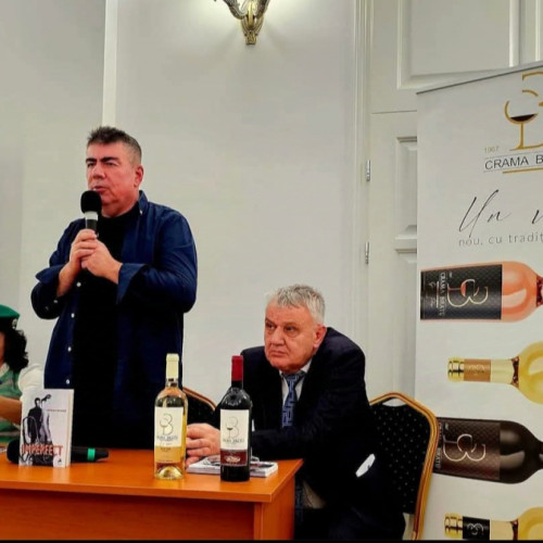 Lansarea volumului de poezii "Imperfect" de Cătălin Negoiță, un eveniment emoționant la Casa Artelor