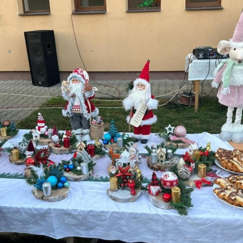 Târg de Crăciun la Parohia Ortodoxă Sâncel